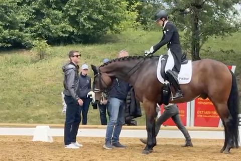 Thomas und Lisa Müller gemeinsam bei einem Reittunier