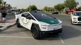Ein Cybertruck der Dubai Police