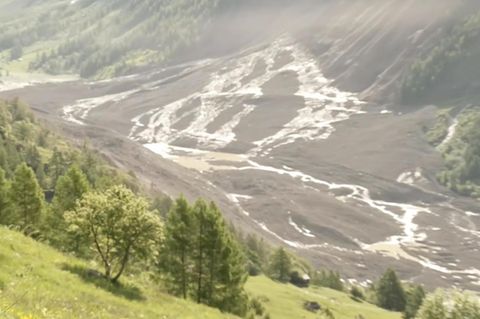Eine riesige Geröllfläche zerstört Blatten