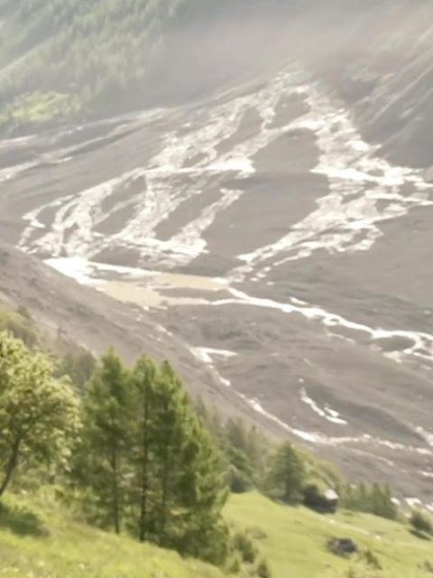 Eine riesige Geröllfläche zerstört Blatten