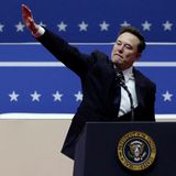 Elon Musk vollführt am Montagabend in Washington eine Geste, die dem Hitlergruß ähnelt