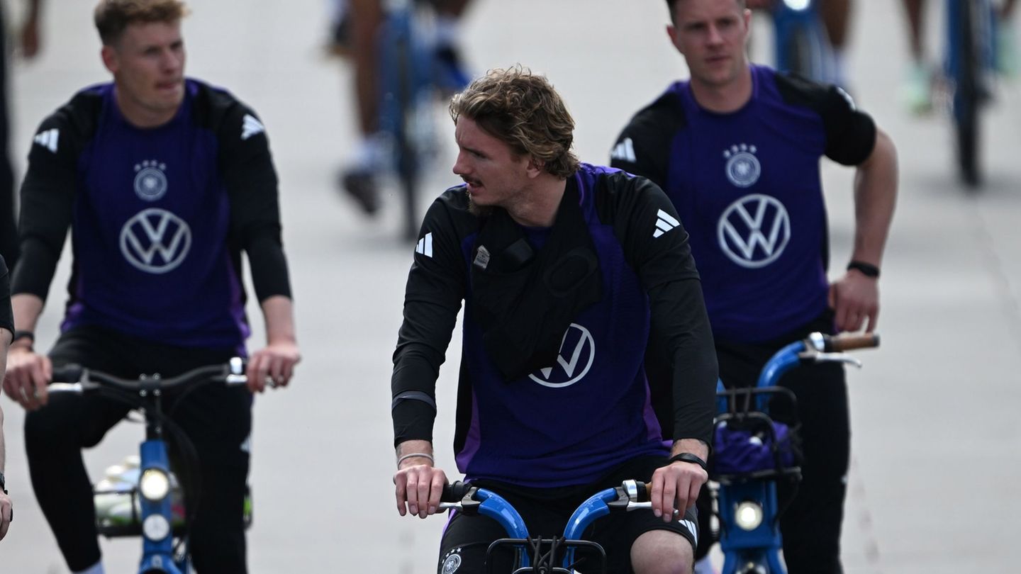 Nations-League-Fanjubel-beim-DFB-Training-Ter-Stegen-im-Fokus