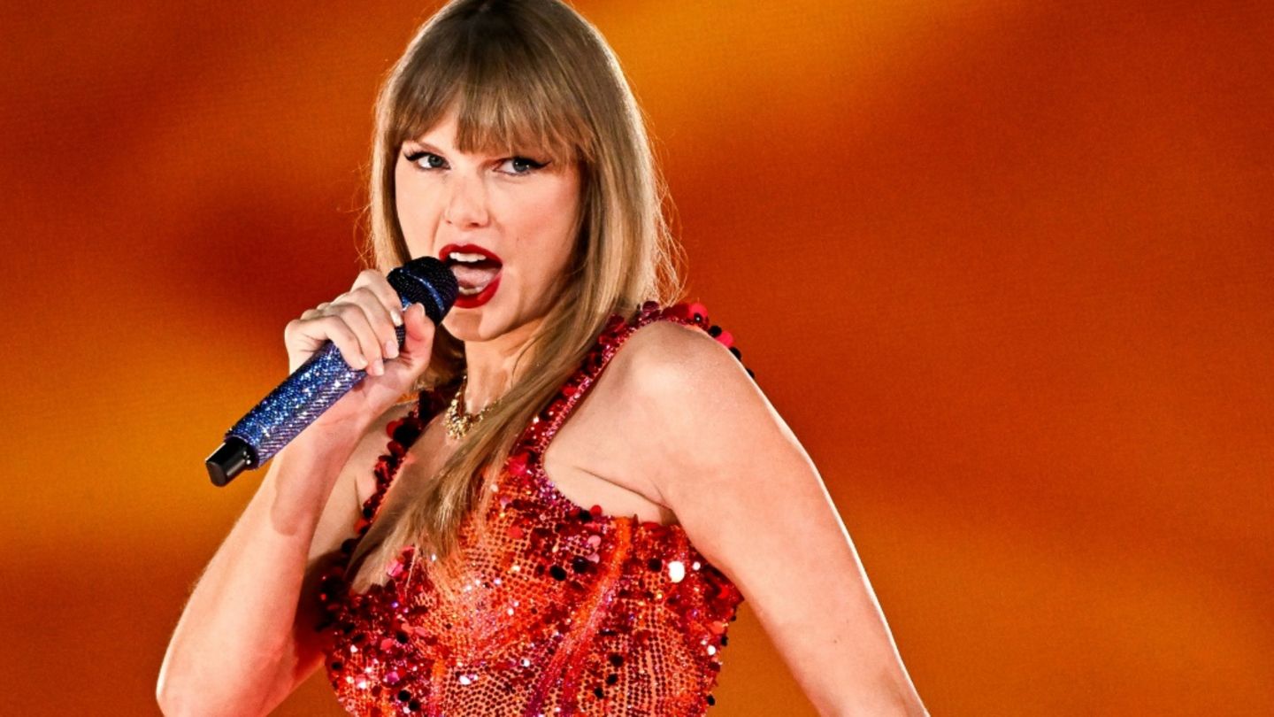 Taylor Swift bei einem Konzert in Paris im Mai 2024