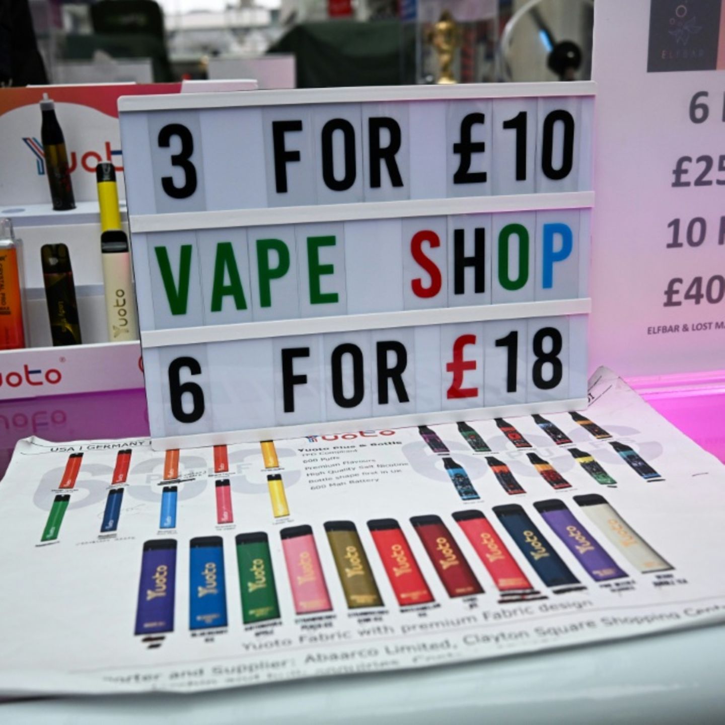 elfbar elfa master akku Frankreich hat Einweg-E-Zigaretten bereits verboten – und auch deutsche  Lungenärzte fordern: Schluss mit Vapes! Morgen sprechen wir mit Dr.  Matthias Raspe und Suchtberaterin Marina Hinßen über die Gefahren für  Kinder und Jugendliche