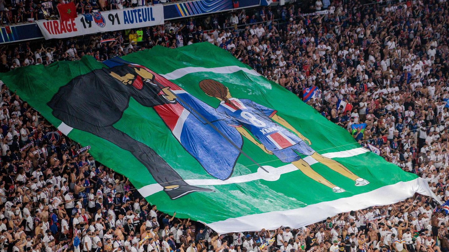 Champions League: Fans commemorate at the final 9-year-old Xana