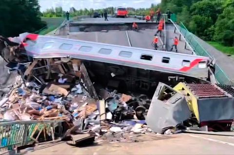 Sabotage-Verdacht: Brückeneinstürze in Russland fordern mehrere Todesopfer