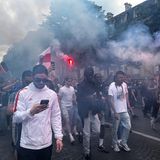 Rauch und Pyro gehören dazu. "PSG hat gestern Geschichte geschrieben", so die einhellige Meinung