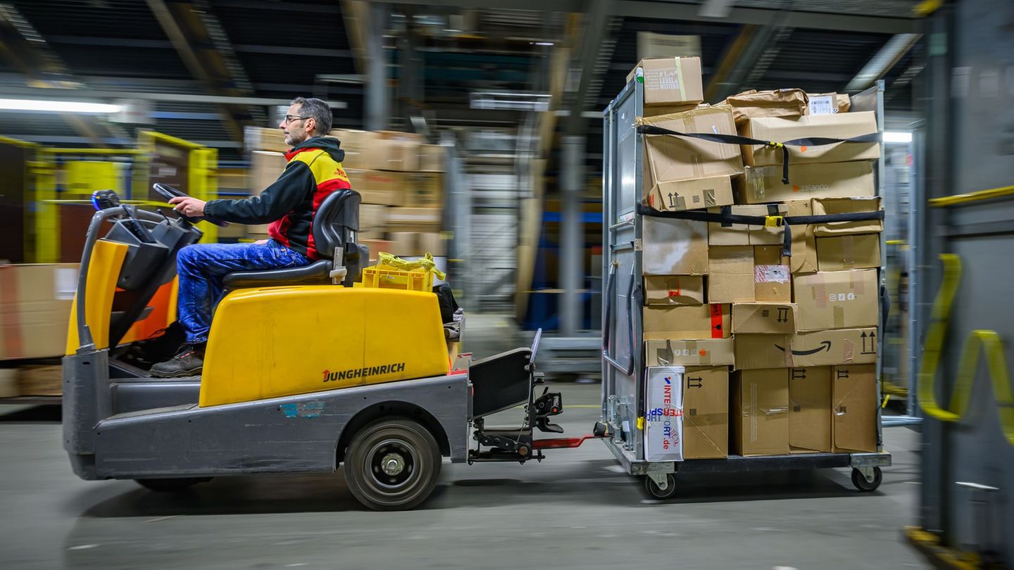 Packages: DHL increases prices for certain package programs