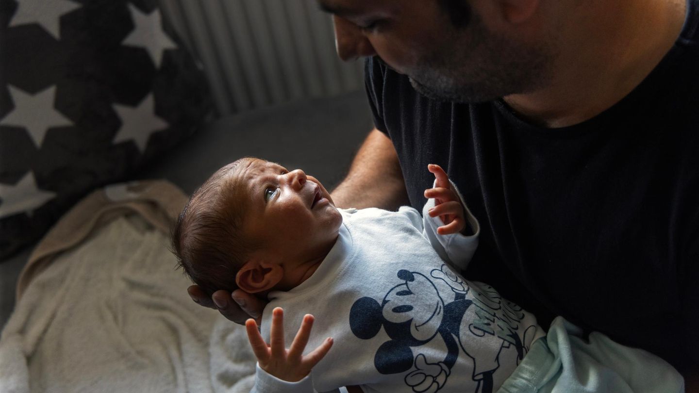 Im März kam Rabiullah zur Welt, Farhads jüngster Sohn, "ein Bayer", sagt er stolz