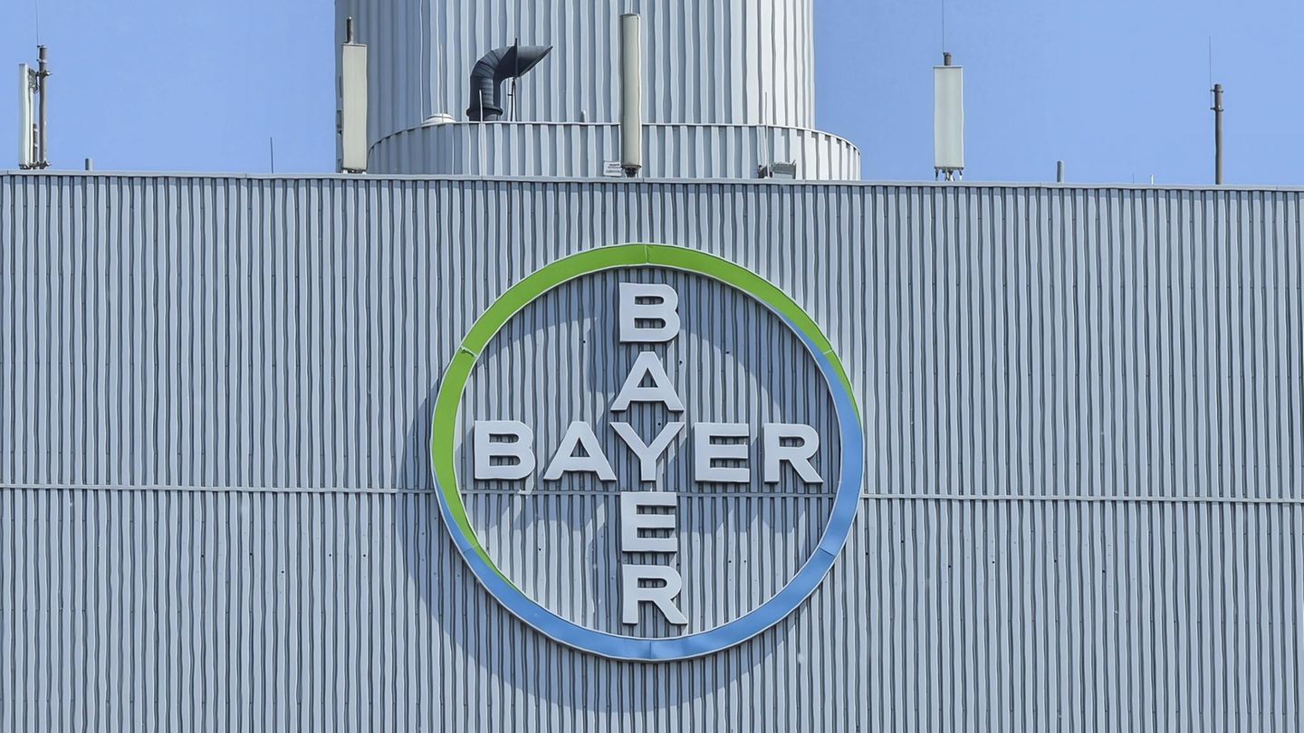 Bayer Logo
