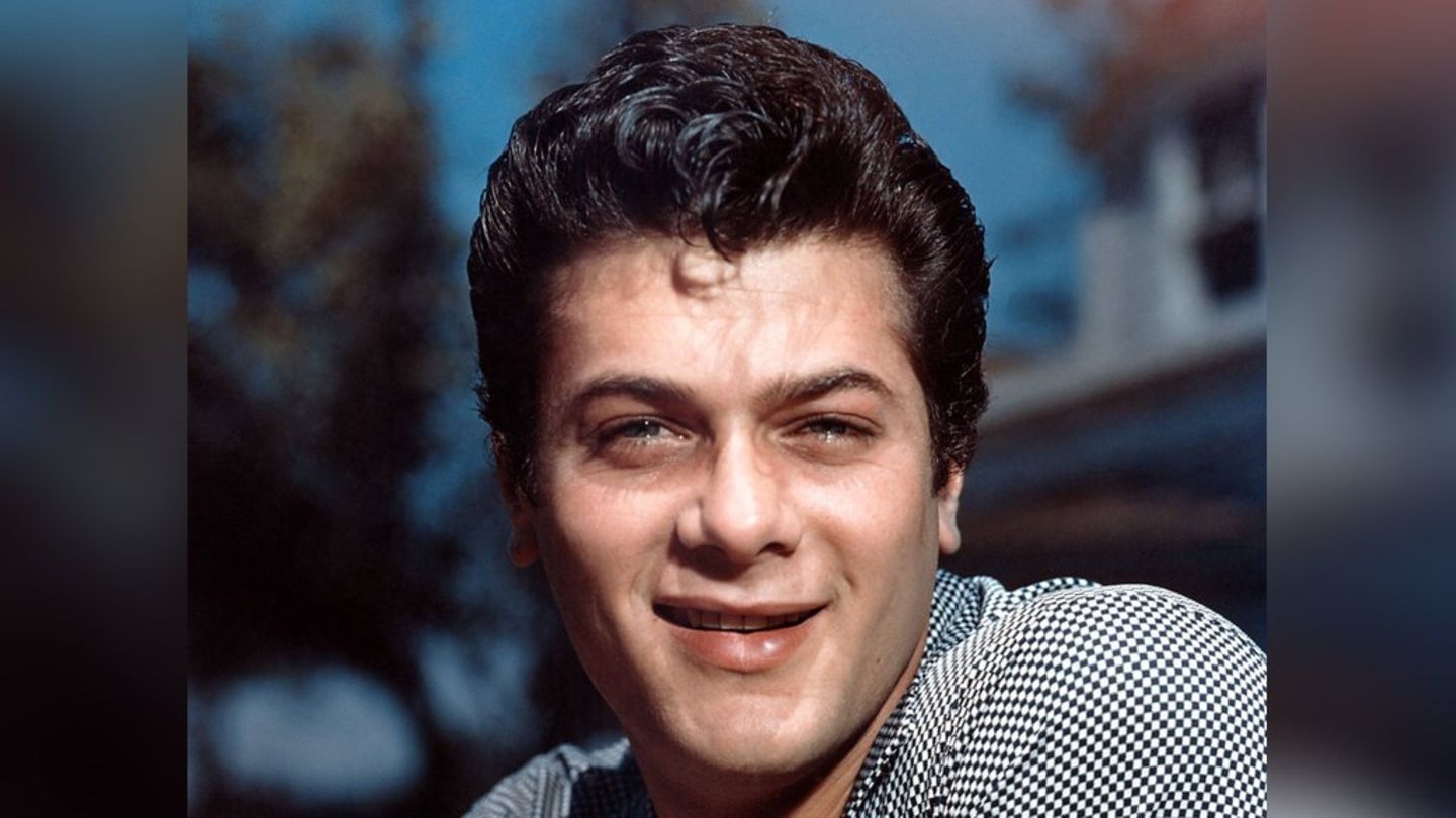 Tony Curtis: The world star would have now become 100