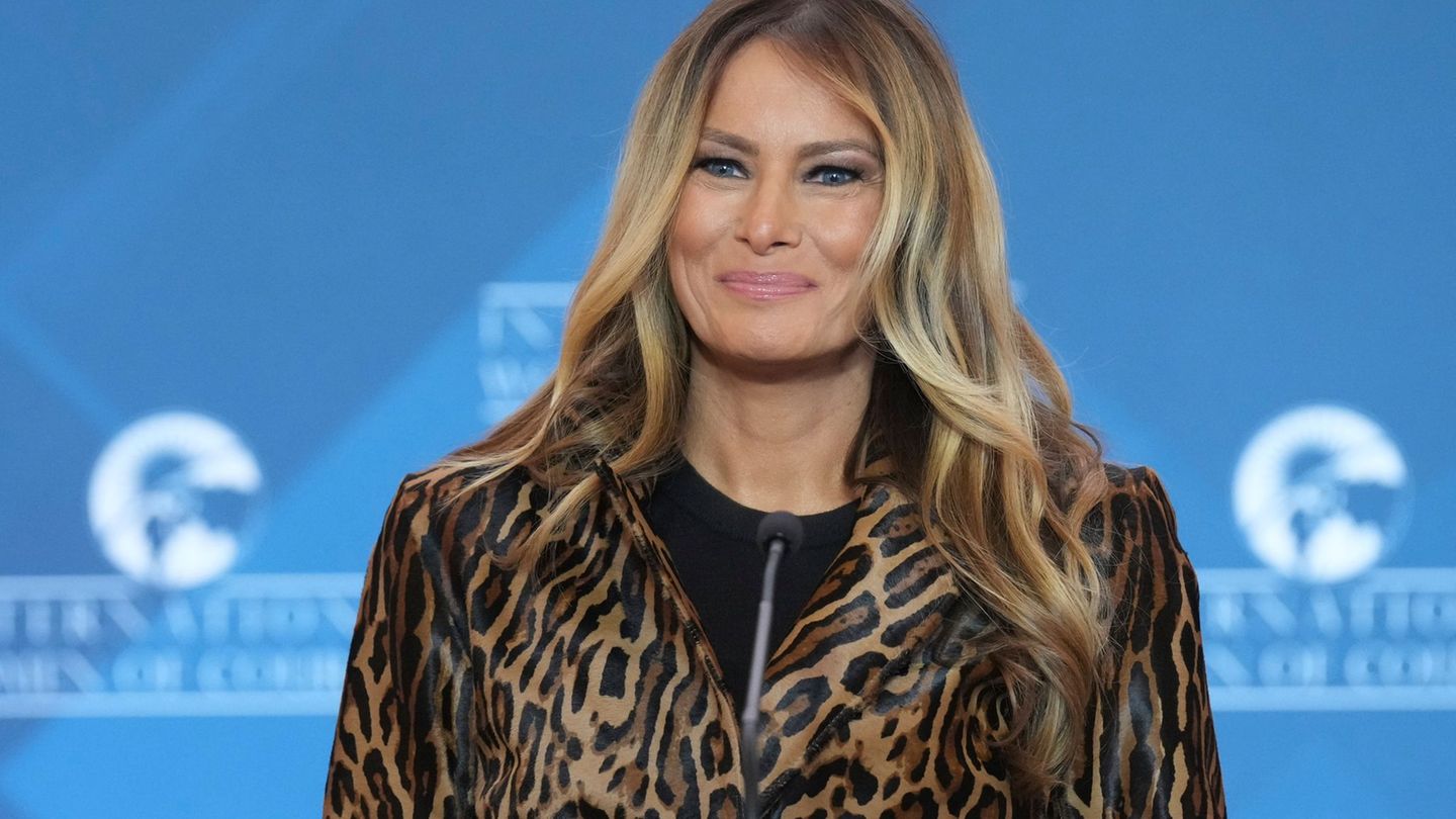 Fashion: Oh Lala: The Leo look is back – why?