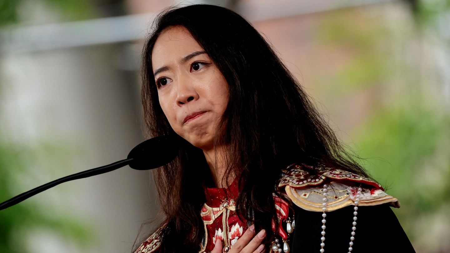 Harvard student reacts to Trump’s politics in final speech