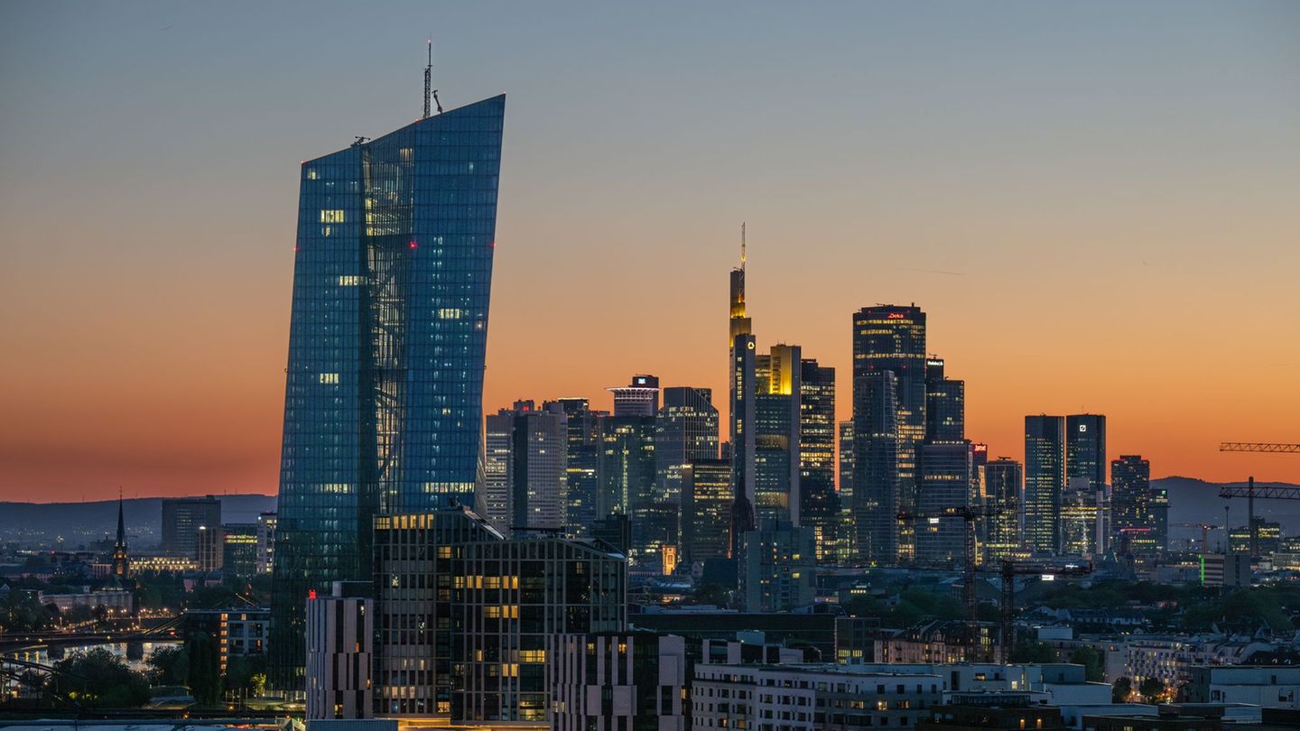 Shortly before interest rate decision: inflation in the euro zone drops of 2 percent under ECB target