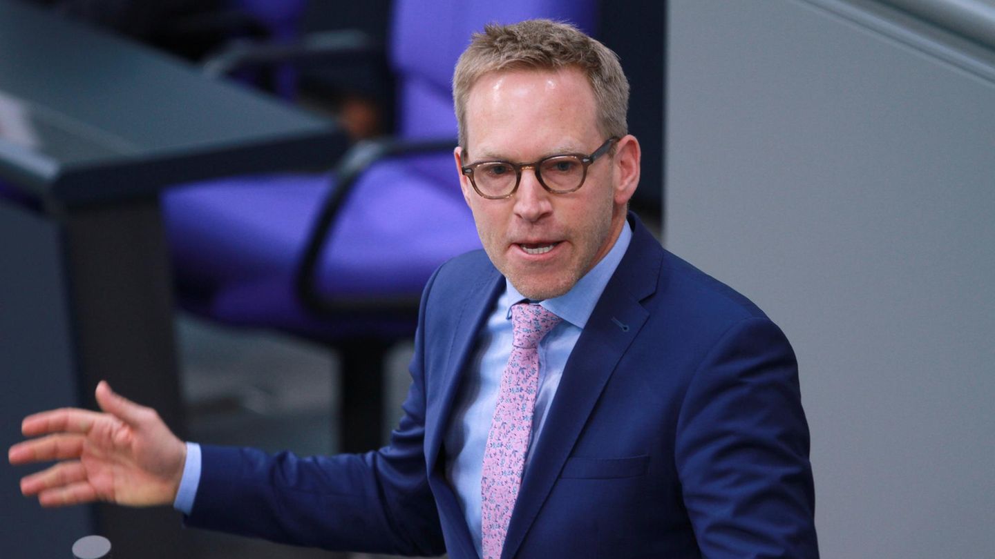 This CDU man is supposed to lead the most secret committee in the Bundestag