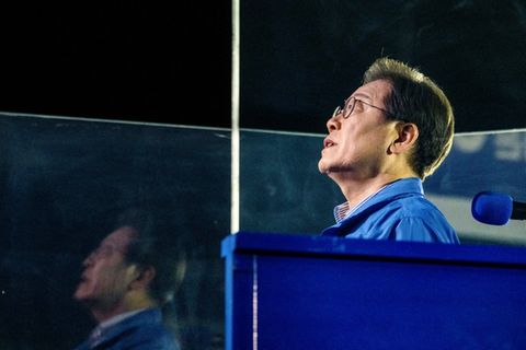 Der Mitte-Links-Kandidat Lee Jae Myung