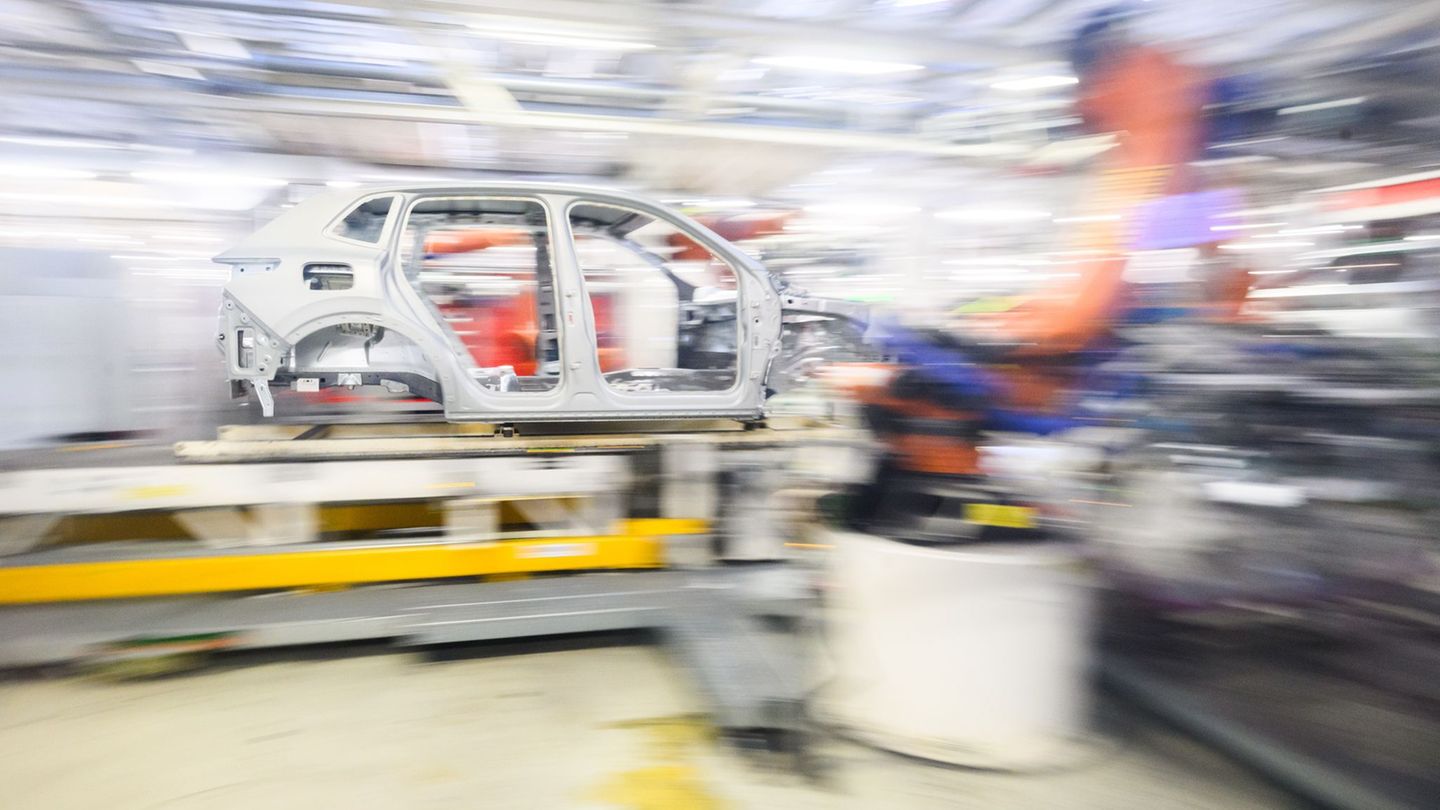 New competition: Study: Car manufacturers from Asia drive German corporations away