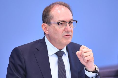 Alexander Dobrindt will in der Migrationspolitik Härte zeigen