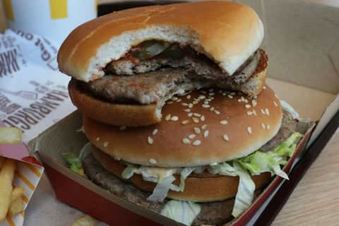 Burger in Schnellrestaurant