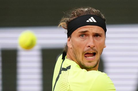 Alexander Zverev fliegt in Paris im Viertelfinale raus