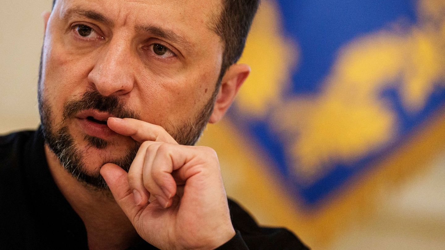 Ukraine War: Selenskyj: Russia shows “whole world the stinking finger”