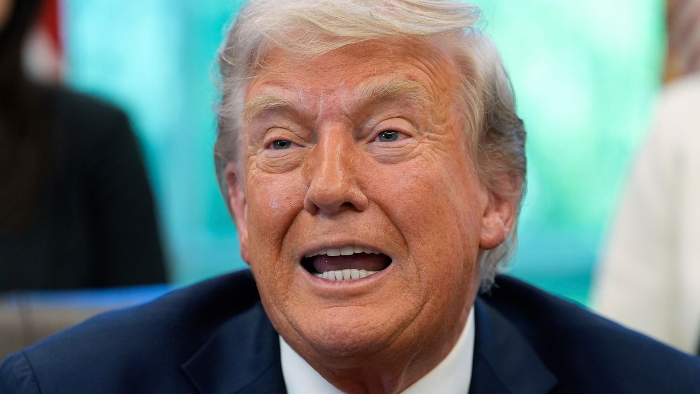 Conspiracy accusation: was bidding inadequate? Trump arranges investigation