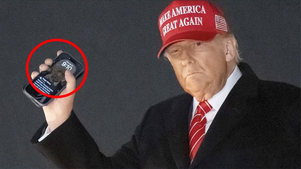 Internet lacht über Trumps Sperrbildschirm-Foto Trump hat sich selber als Sperrbildschirm eingestellt