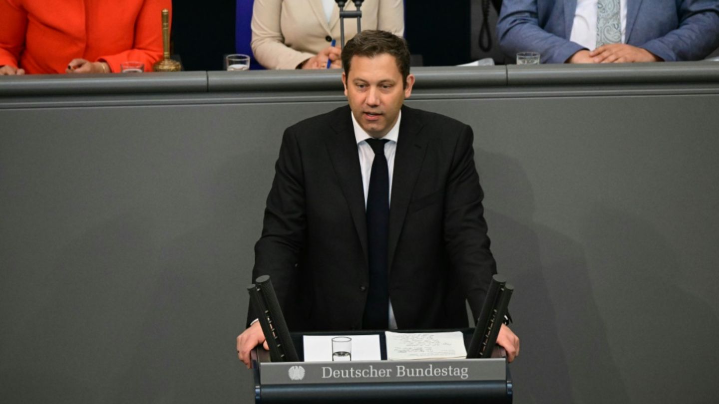 Lars Klingbeil im Bundestag