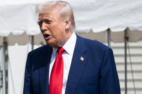 Donald Trump vor Journalisten