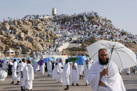 Hadsch-Pilger am Berg Arafat