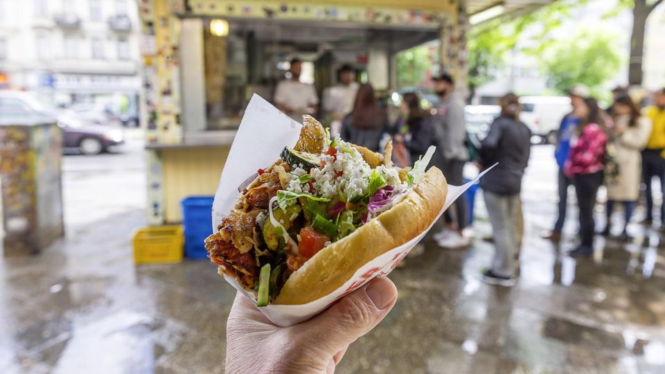 Döner, Schnitzel und Co.: Wieviel billiger war es früher? | STERN.de