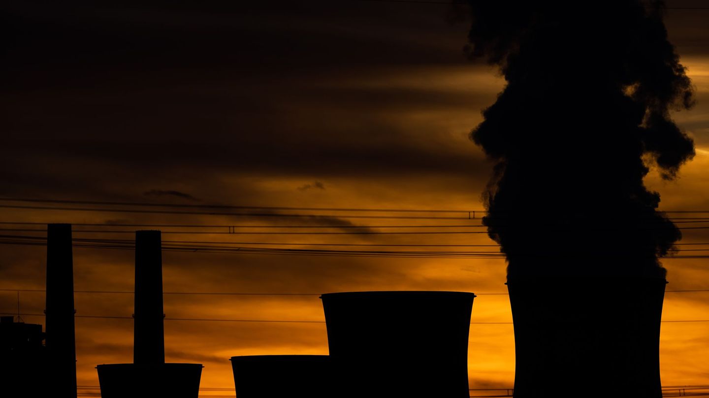 Energy transition: More electricity from fossils than from renewable energy sources
