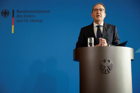 Innenminister Dobrindt