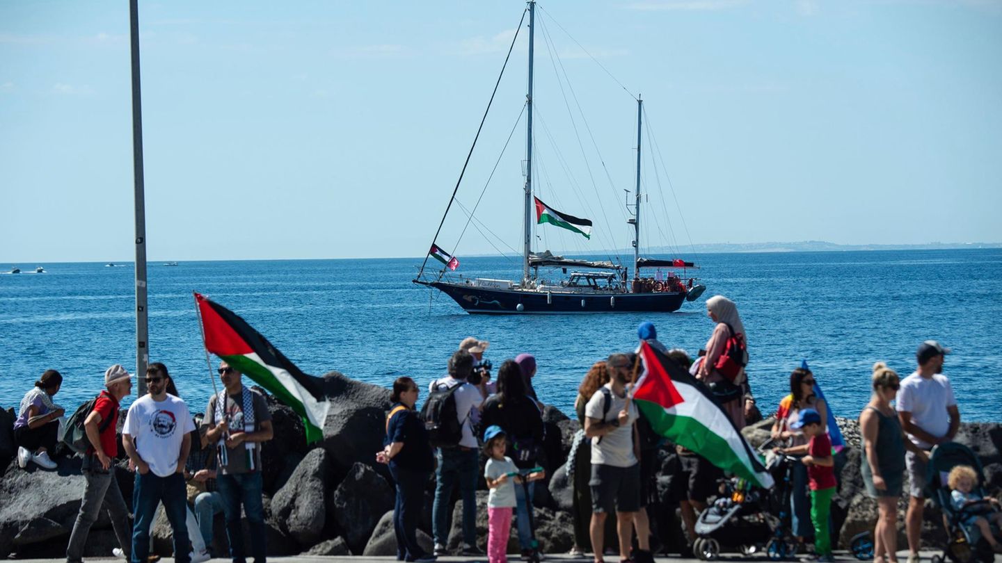 Madleen Gaza Segelschiff "Madleen" sticht in See nach Gaza