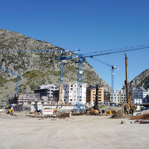 Immobilien Andermatt Swiss Alps Baustelle