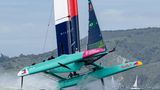 Ein F50 Renn-Katamaran der SailGP