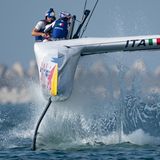 Ein F50 Renn-Katamaran der SailGP