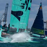 Ein F50 Renn-Katamaran der SailGP