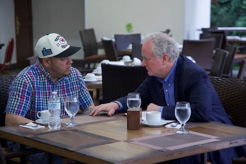 Vor allem der Demokrat Chris Van Hollen (r.) hatte sich dafür eingesetzt, Ábrego García in die USA zurückzuholen (Archivbild)