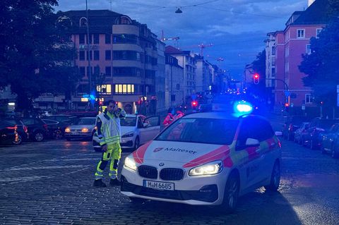 Einsatzkräfte in der Nähe der Theresienwiese in München