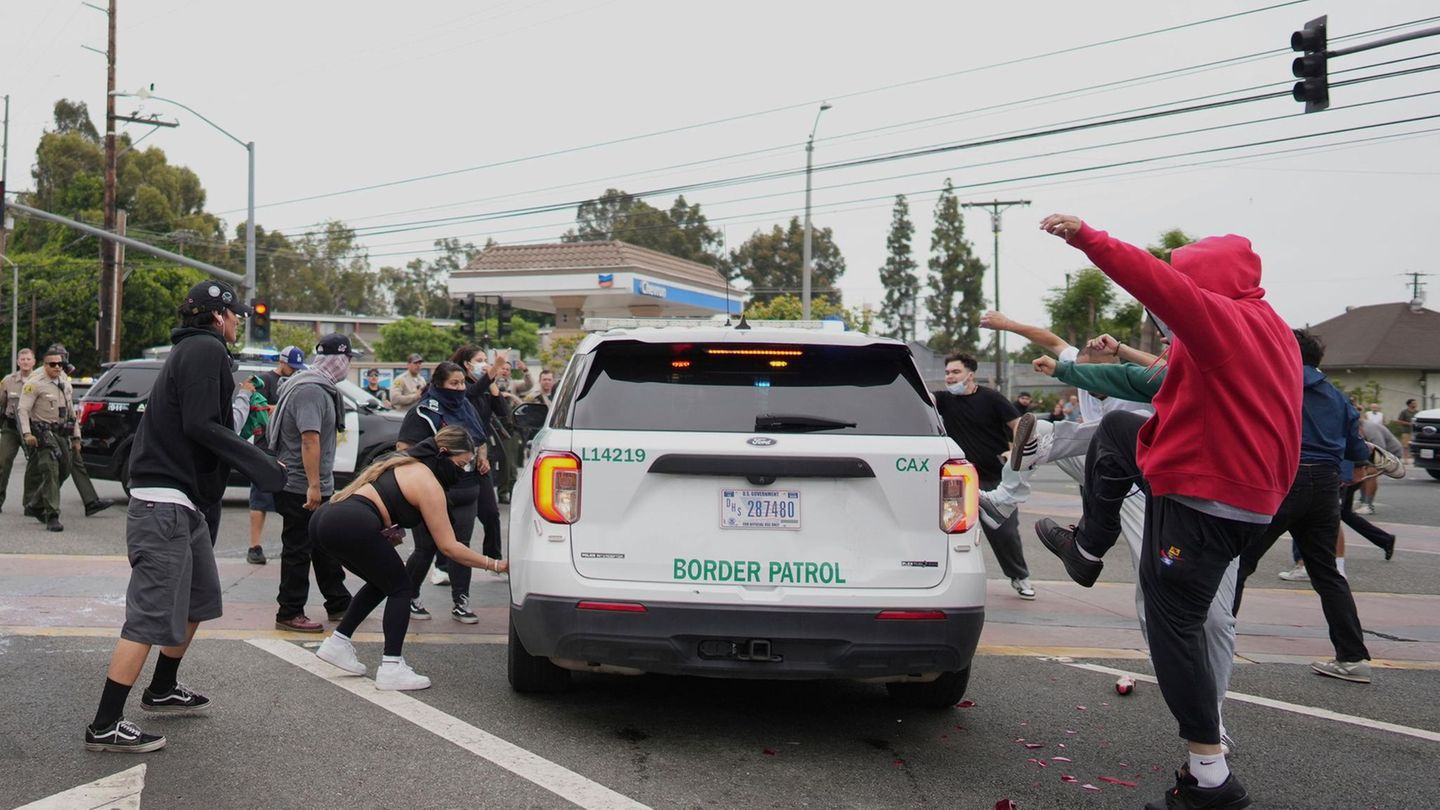 Los Angeles: violent protests after deportation raids