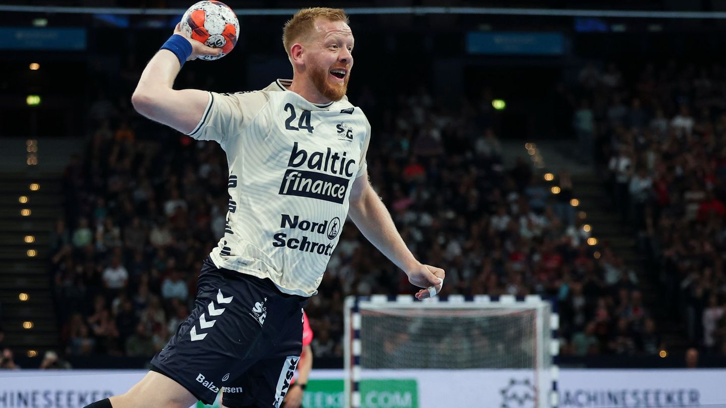 Bundesliga-Flensburgs-Handballer-besiegen-Hamburg