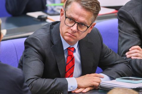 Carsten Linnemann drängt darauf, beim Bürgergeld "wirklich an die Substanz des Systems" zu gehen