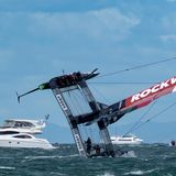 Ein F50 Renn-Katamaran der SailGP