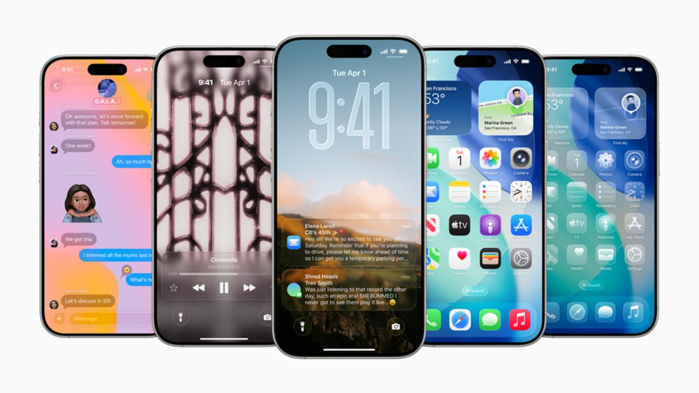 Eine Reihe von iPhones zeigt Features des auf der WWDC vorgestellten iOS 26