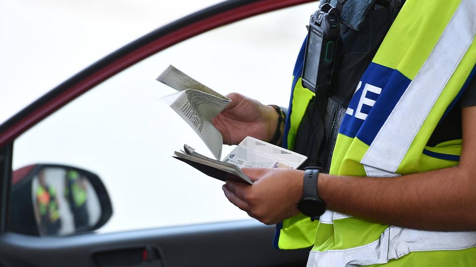 Aktion gegen Asylbewerber: Niederländer spielen Grenzkontrolleure – Regierung reagiert prompt