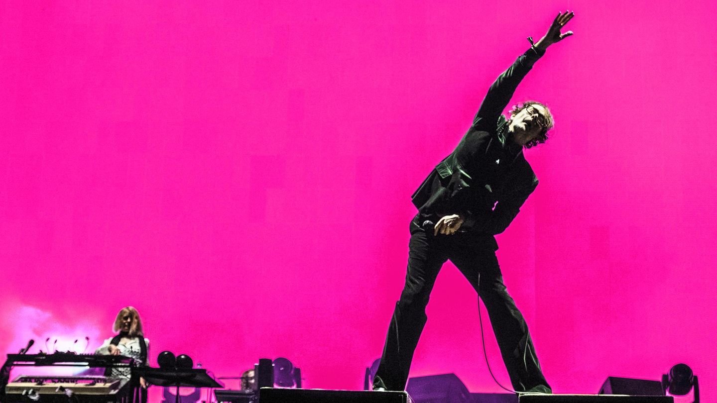 Britpop-ist-zur-ck-Ein-zweiter-Sommer-voller-Nostalgie-und-Trainingsjacken