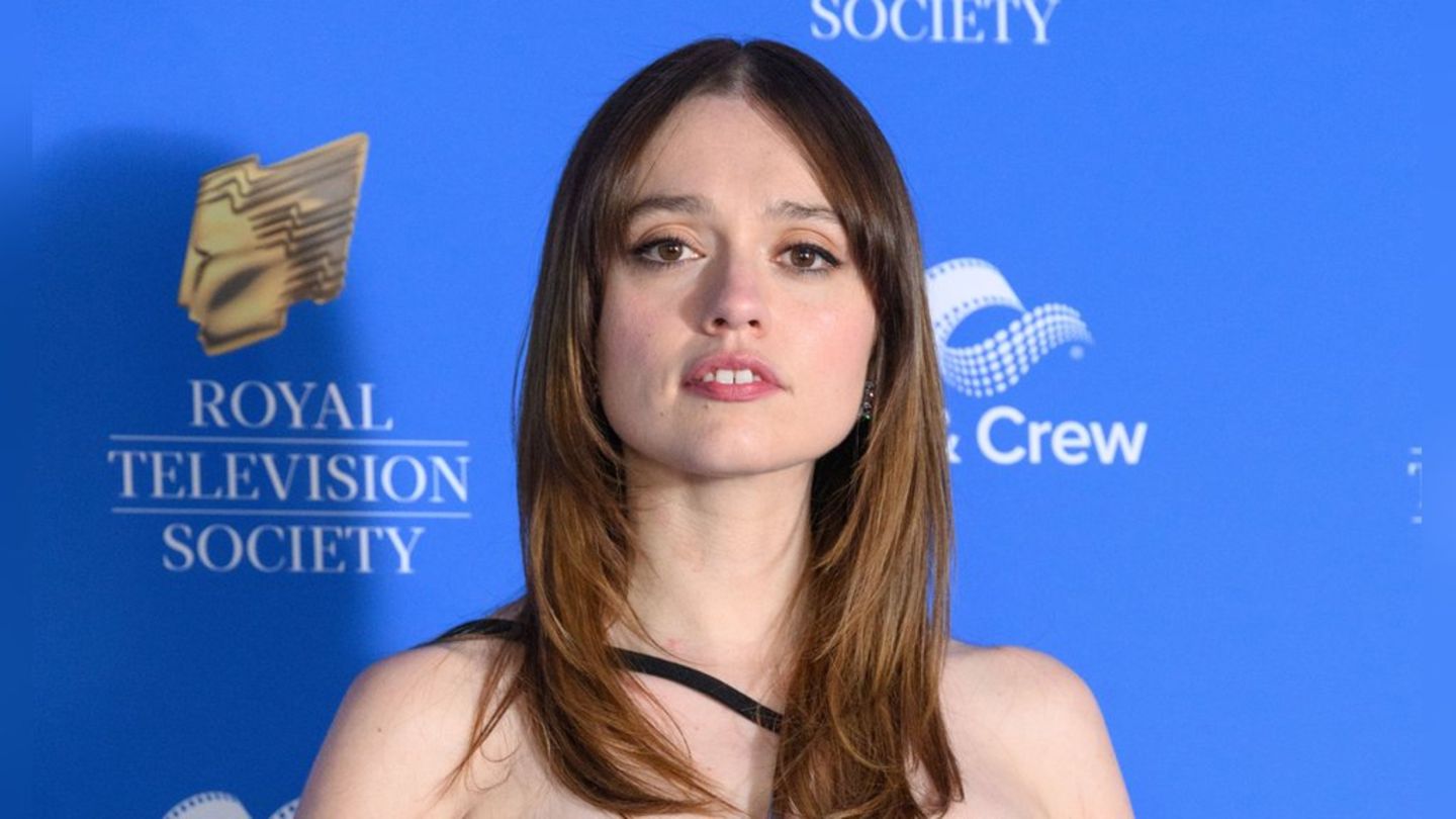 Are the two co-stars a couple?: Aimee Lou Wood kisses actor Adam Long