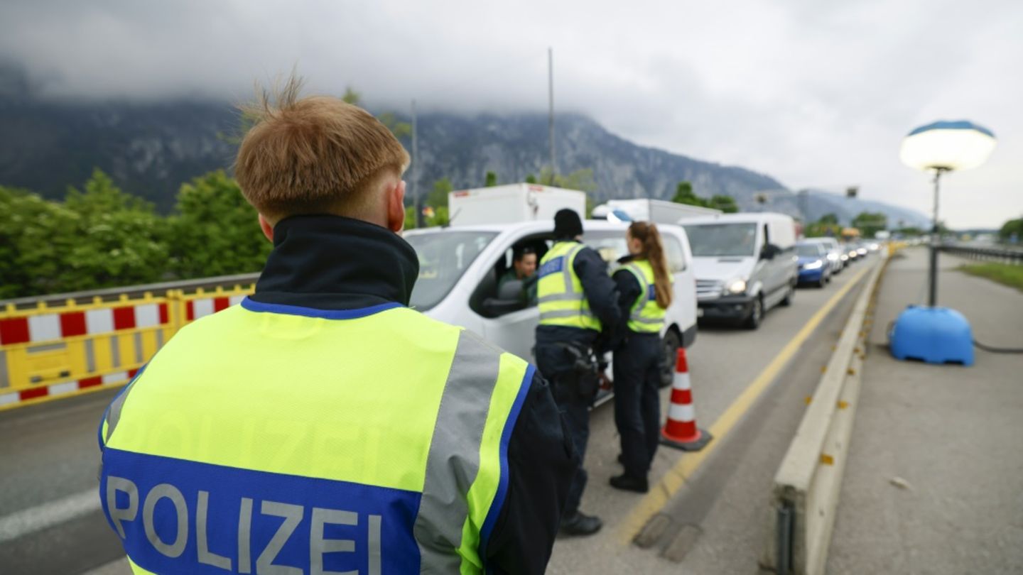 Polizeikontrolle an deutscher Grenze