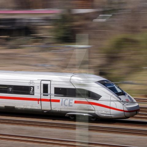 Die Deutsche Bahn zieht die Preise an